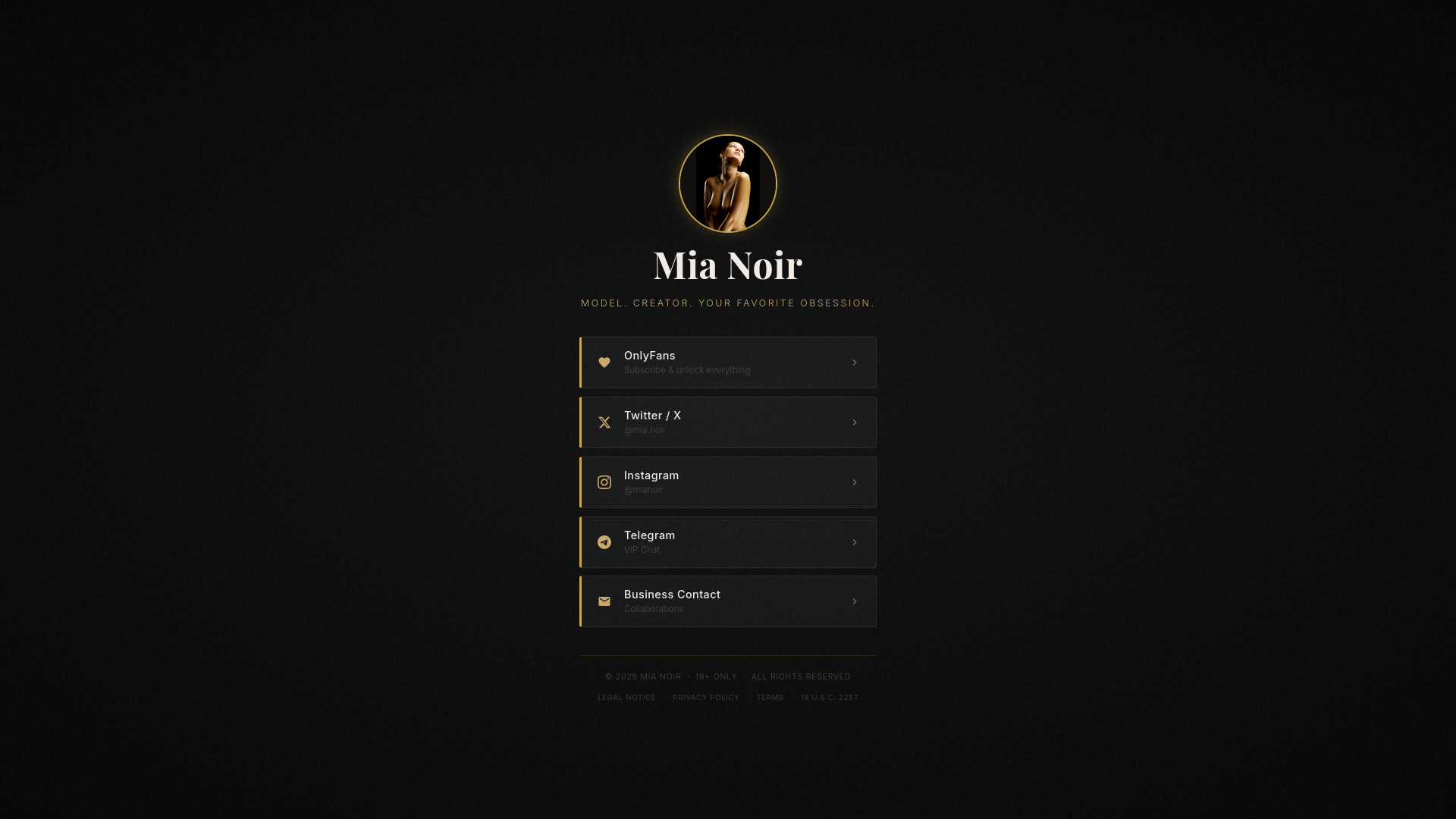 Mia Noir – The Minimalist Presence